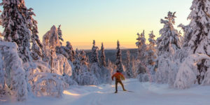 Ensilumi innostaa hiihtäjää - vinkit auttavat kauden hyvään alkuun