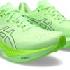 ASICS Novablast 4