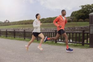 asics feel the comfort tour