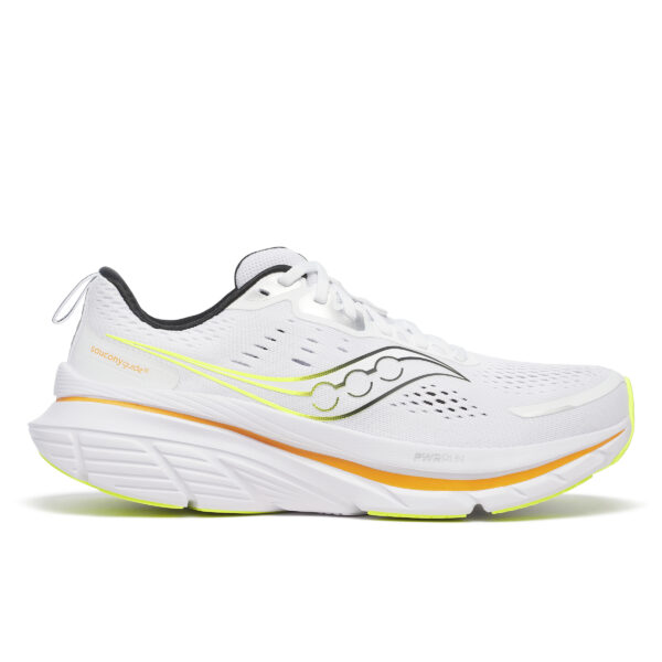 Saucony Guide on hienovaraisesti pronaatiotuettu määräharjoitteluun sopiva kenkä, jossa on kiva yhdistelmä vaimennusta ja kimmoisuutta. Jalka uppoaa syvälle kenkään ja kantapää pysyy varmasti paikallaan. Iltti on hieman lepsu, mutta se on ommeltu sisäosaan kuten pitääkin. Päällinen on paksu, mutta verkkomainen ja hengittävä. Lesti on leveähkö ja varvastilaa on reilusti. Kannan vetolenkki helpottaa pukemista, mutta se on paksummille sormille turhan ahdas. Guiden iskunvaimennus on runsasta, mutta luonteeltaan se on pehmeän sijaan enemmänkin melko napakkaa. Kimmoisuuttakin on mukavasti. Voimakkaasti kaartuva välipohjan rocker-muotoilu tekee Guidesta erittäin luontevasti rullaavan. Pronaatiotuki on nykytyyliin mukaisesti varsin lievä, ja neutraaleja kenkiä normaalisti käyttävä voi juosta Guidella ihan yhtä hyvin. Testissämme ollut täysin valkoinen malli on hieno, mutta likaantuu rapakeleissä helposti. Hiekoitussepeli tarttui ulkopohjan pehmeisiin osiin ja pohjan uriin ikävän helposti. Guide sopii monen tasoisille juoksijoille perusharjoitteluun. Mikään vauhtikenkä se ei ole, mutta hyvä rullaavuuden ansiosta satunnaiset vauhtitreenitkin voivat onnistua. + luonteva juostavuus rullaavuus testiviisikon kevyin – vaimennus voisi olla eläväisempi pikkukivet tarttuvat ulkopohjaan SAUCONY Guide 18 Paino 297 g (M: US 10) Droppi 6 mm Hinta 165 € saucony.fi newbalance.com