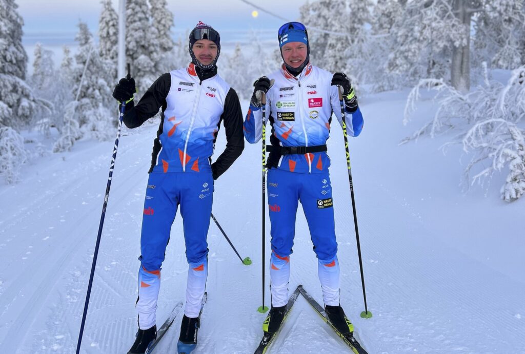 hisumiesten matkassa