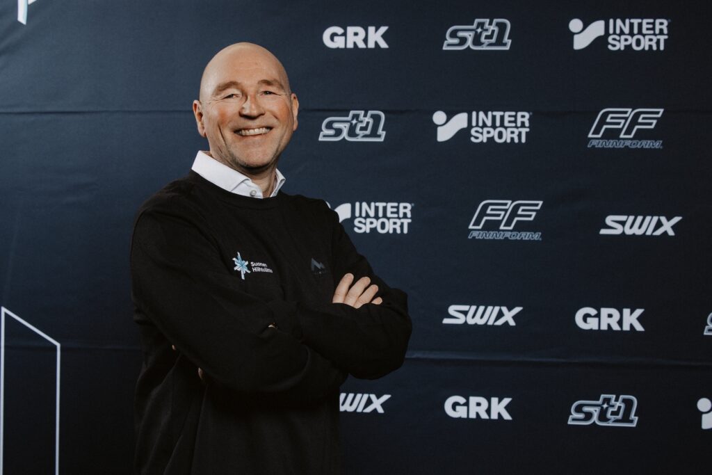 suomen hiihtomaajoukkueen päävalmentaja